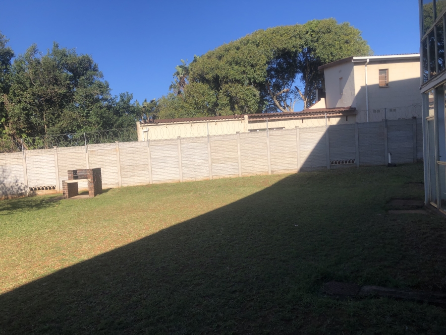2 Bedroom Property for Sale in Illovo Beach KwaZulu-Natal