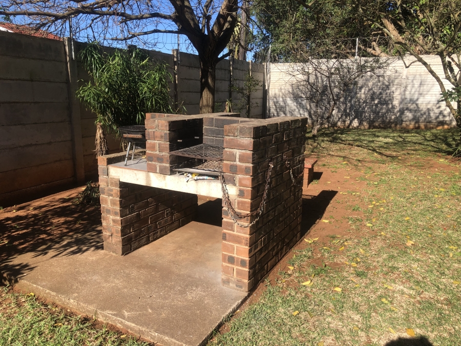 2 Bedroom Property for Sale in Illovo Beach KwaZulu-Natal