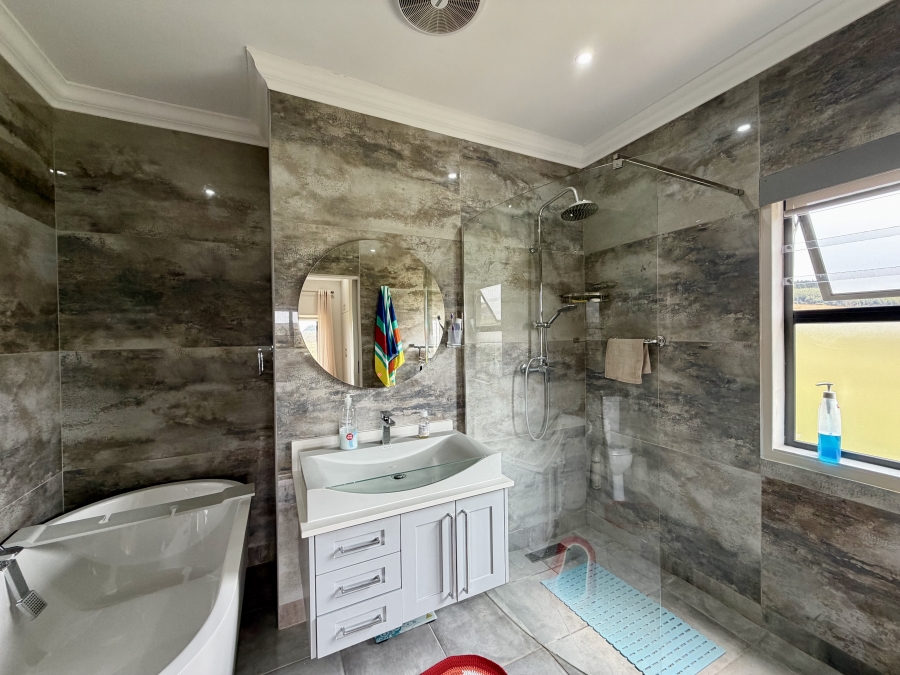 3 Bedroom Property for Sale in St Johns Village KwaZulu-Natal