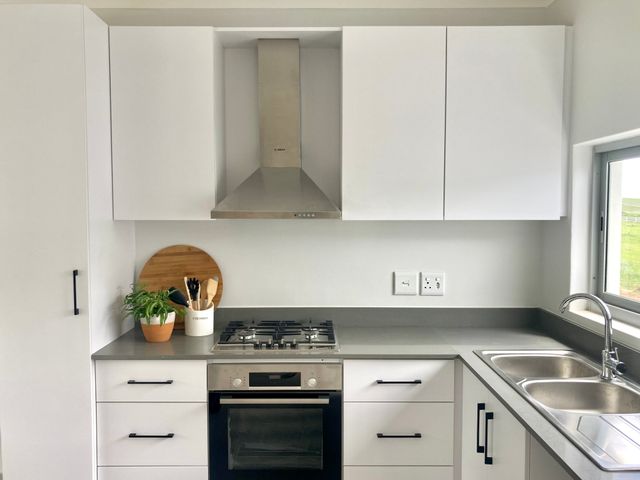 To Let 3 Bedroom Property for Rent in Sheffield Beach KwaZulu-Natal