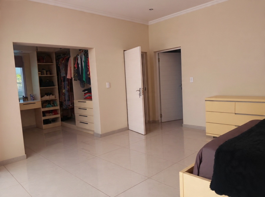 To Let 5 Bedroom Property for Rent in Zini River Estate KwaZulu-Natal