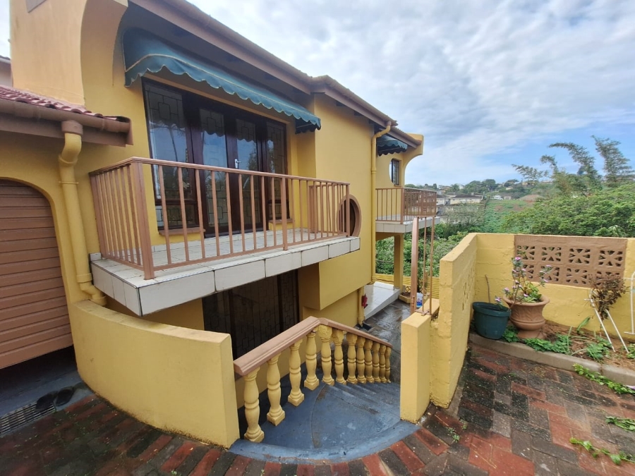 To Let 3 Bedroom Property for Rent in Durban North KwaZulu-Natal