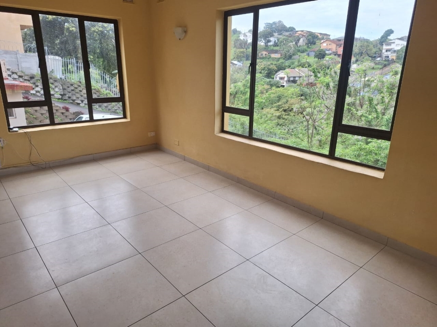 To Let 3 Bedroom Property for Rent in Durban North KwaZulu-Natal