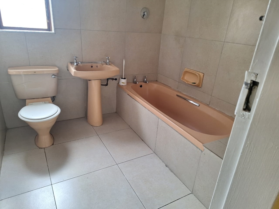 To Let 3 Bedroom Property for Rent in Durban North KwaZulu-Natal