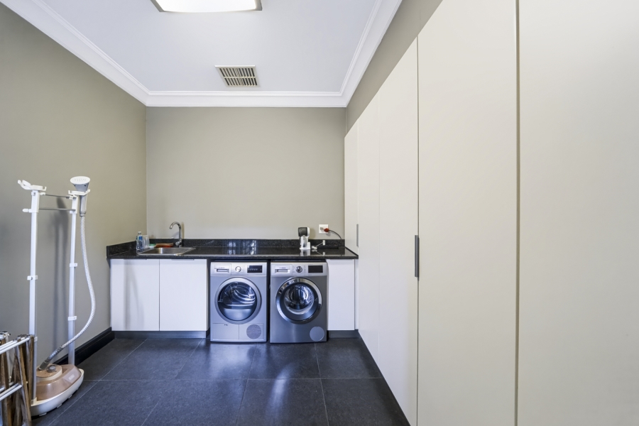 5 Bedroom Property for Sale in Everton KwaZulu-Natal