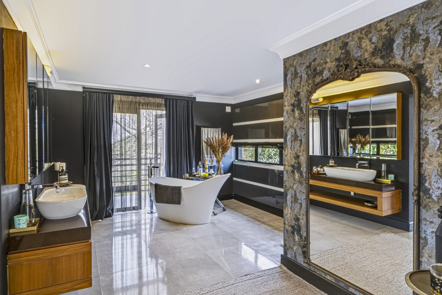 5 Bedroom Property for Sale in Everton KwaZulu-Natal