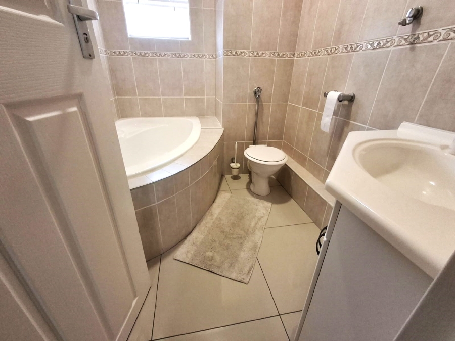 2 Bedroom Property for Sale in Doonside KwaZulu-Natal