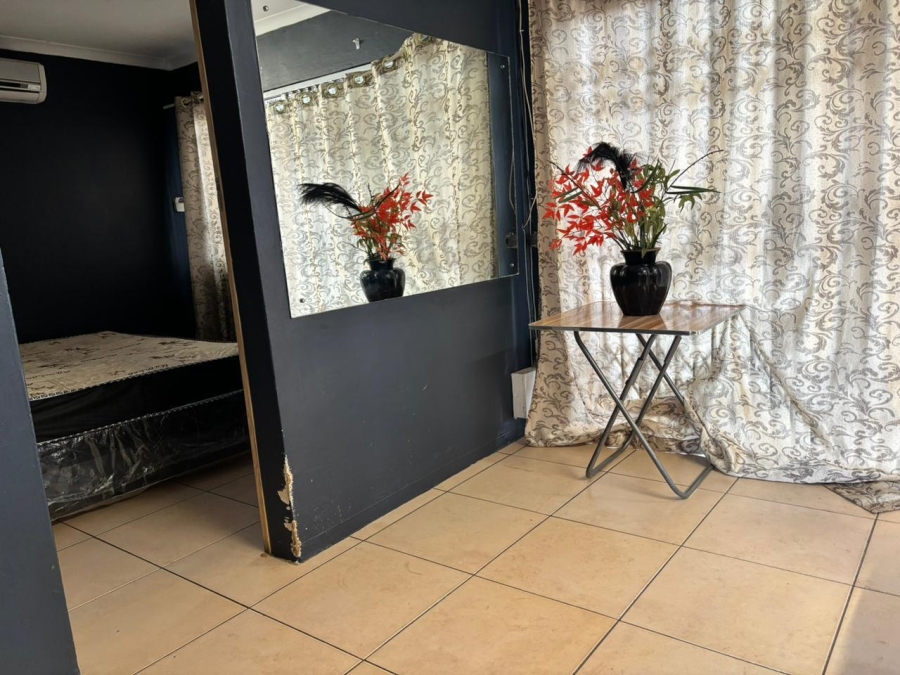 To Let 2 Bedroom Property for Rent in Umbilo KwaZulu-Natal