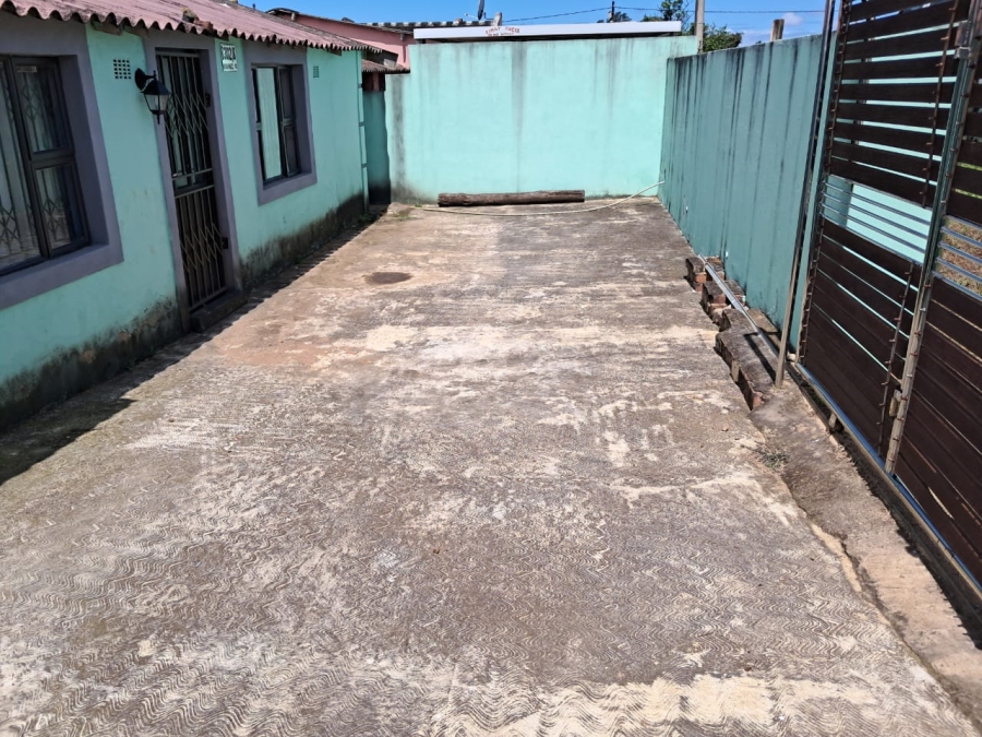 2 Bedroom Property for Sale in Kwamashu KwaZulu-Natal