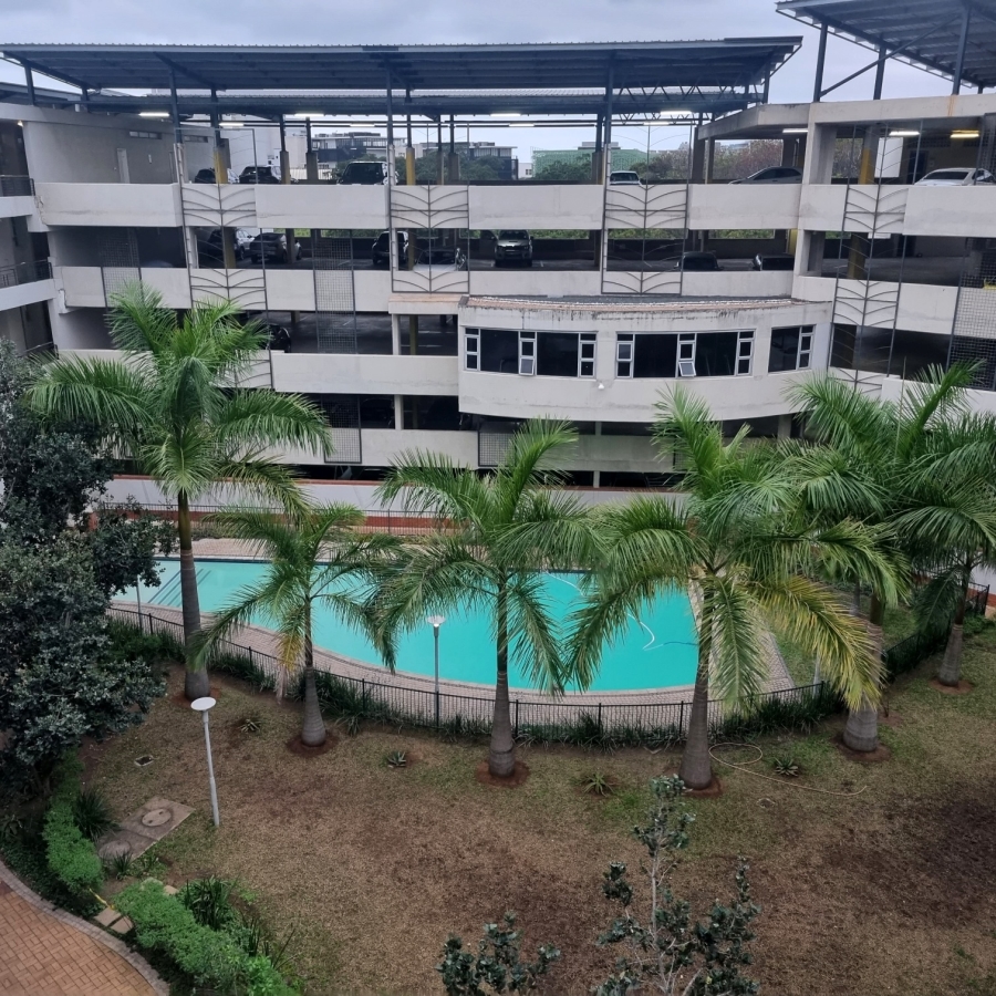 To Let 2 Bedroom Property for Rent in New Town Centre KwaZulu-Natal