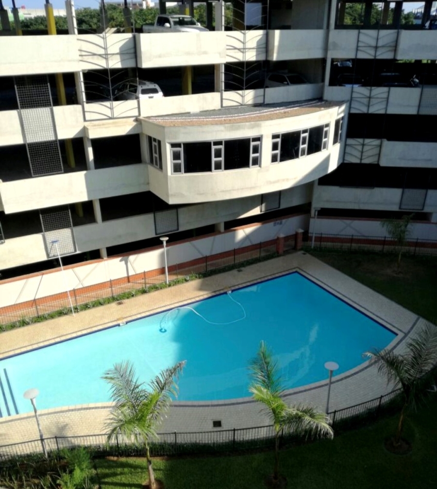 To Let 2 Bedroom Property for Rent in New Town Centre KwaZulu-Natal
