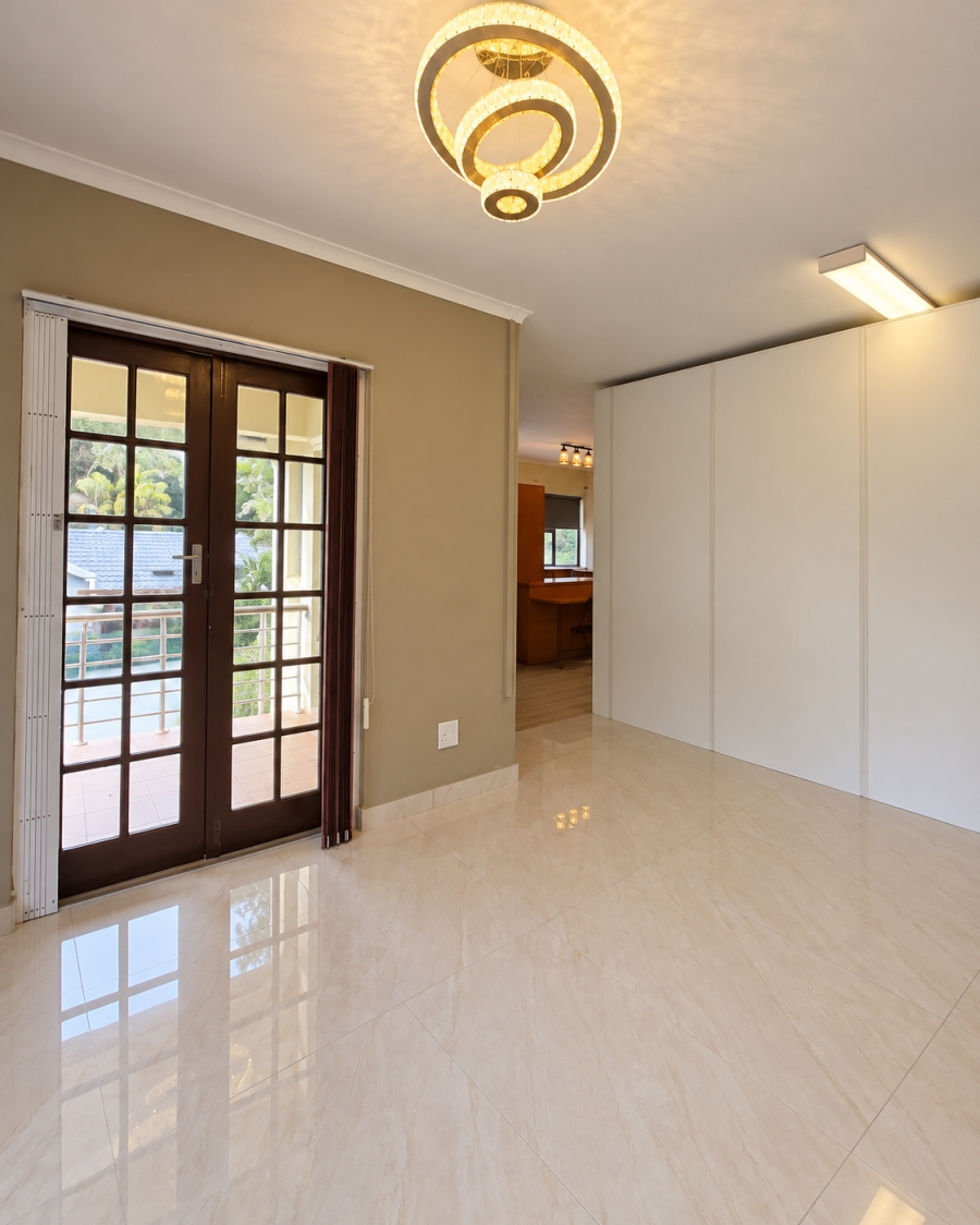 To Let 1 Bedroom Property for Rent in La Lucia KwaZulu-Natal