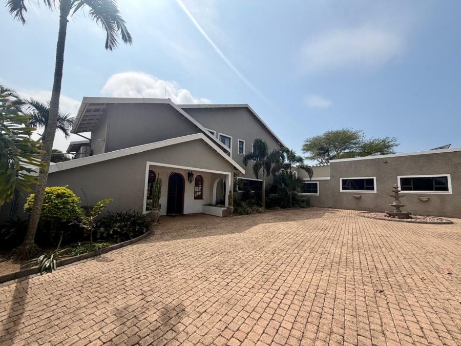 6 Bedroom Property for Sale in Meer En See KwaZulu-Natal
