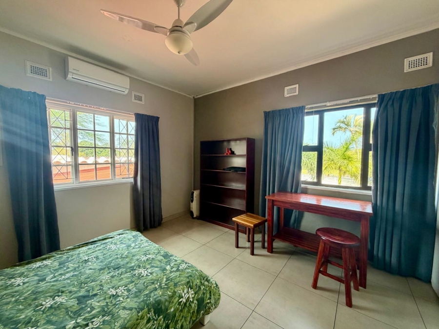 6 Bedroom Property for Sale in Meer En See KwaZulu-Natal