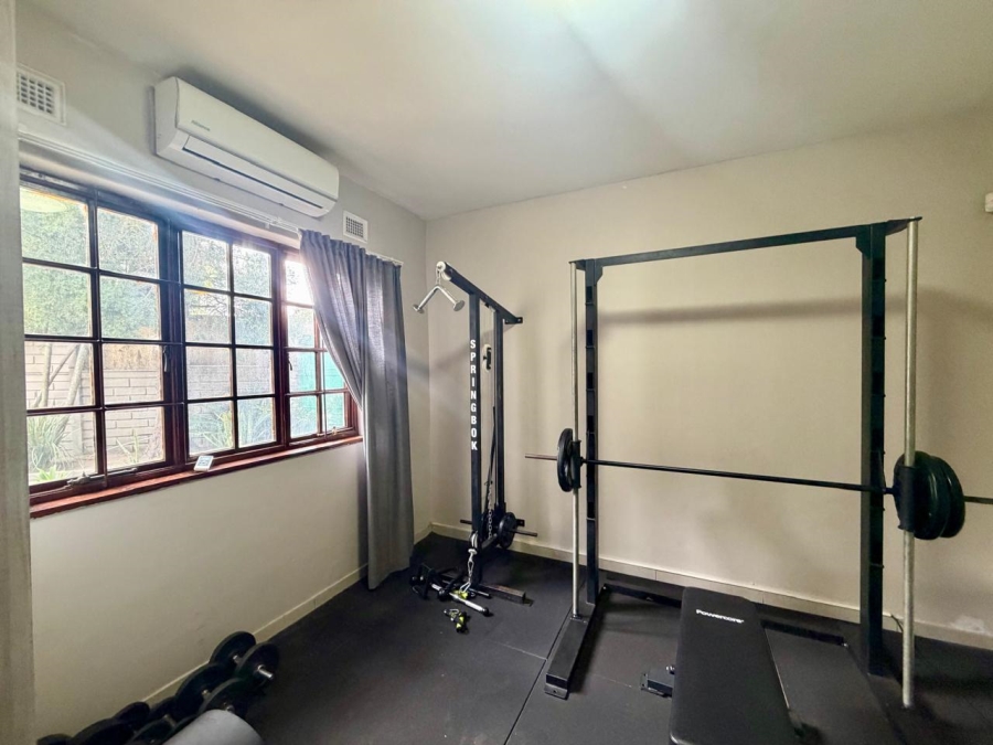 6 Bedroom Property for Sale in Meer En See KwaZulu-Natal