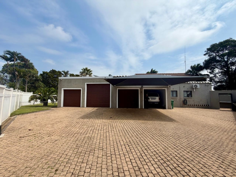 6 Bedroom Property for Sale in Meer En See KwaZulu-Natal