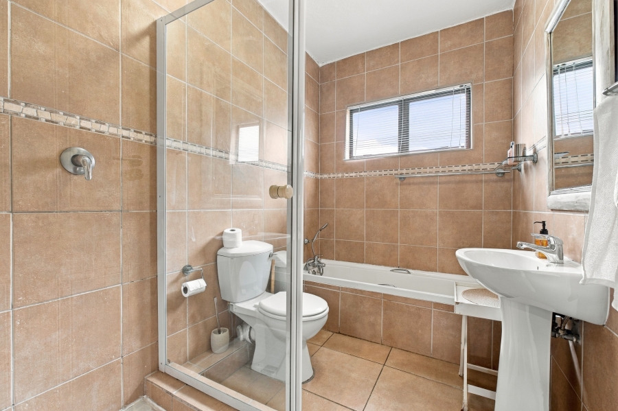 3 Bedroom Property for Sale in Compensation Beach KwaZulu-Natal