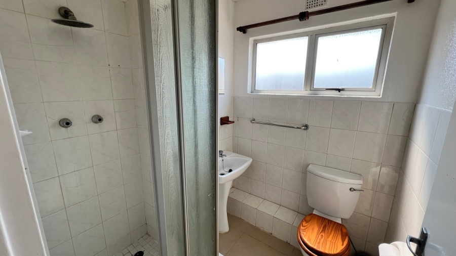 2 Bedroom Property for Sale in Wentworth KwaZulu-Natal