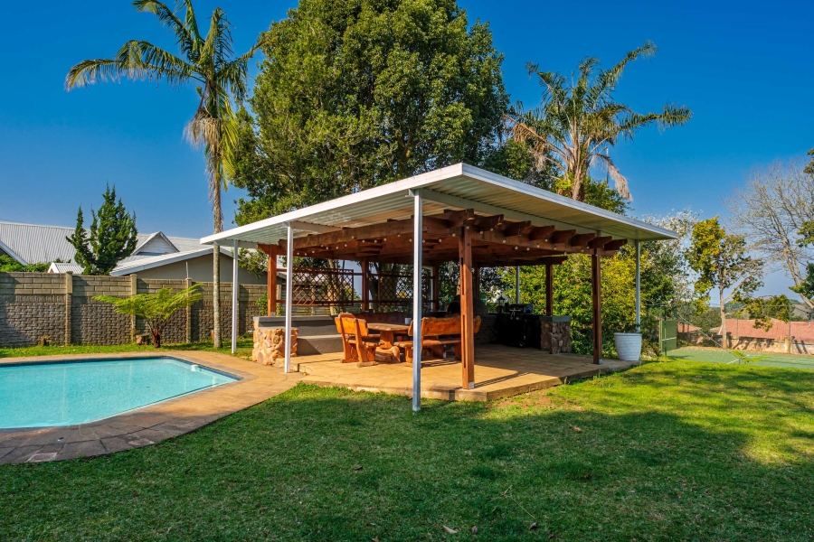 4 Bedroom Property for Sale in Gillitts KwaZulu-Natal