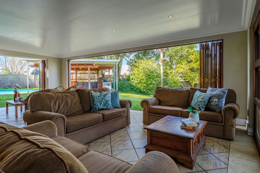 4 Bedroom Property for Sale in Gillitts KwaZulu-Natal