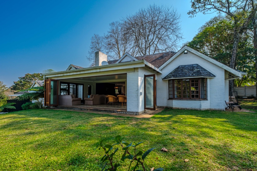 4 Bedroom Property for Sale in Gillitts KwaZulu-Natal