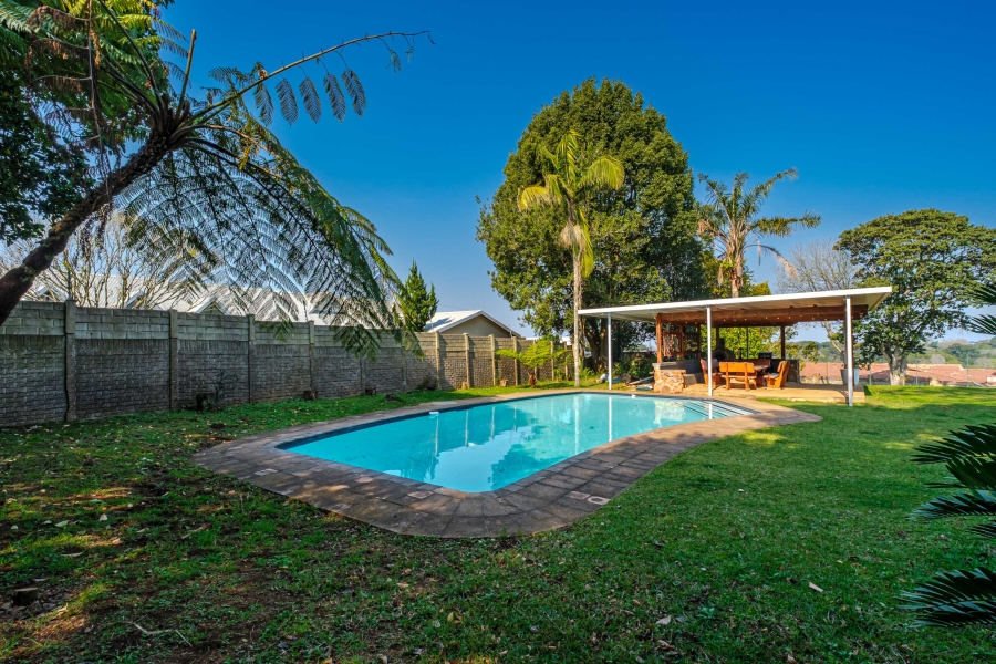 4 Bedroom Property for Sale in Gillitts KwaZulu-Natal