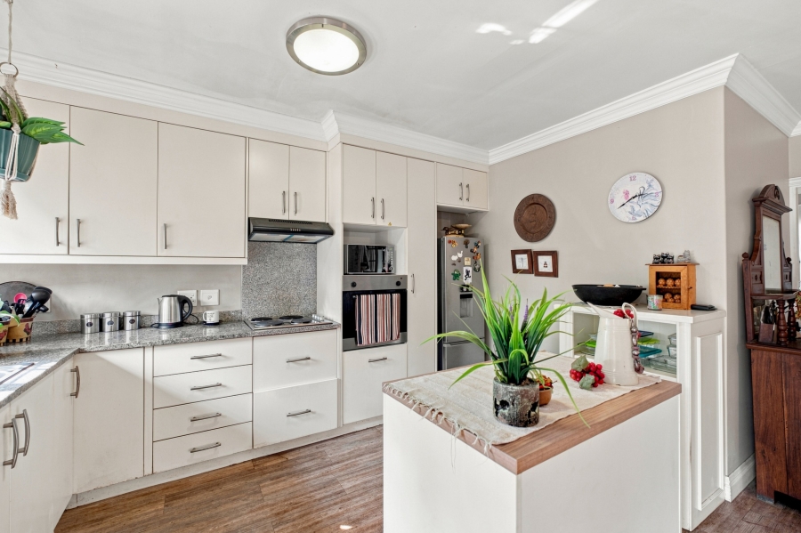 4 Bedroom Property for Sale in Gillitts KwaZulu-Natal