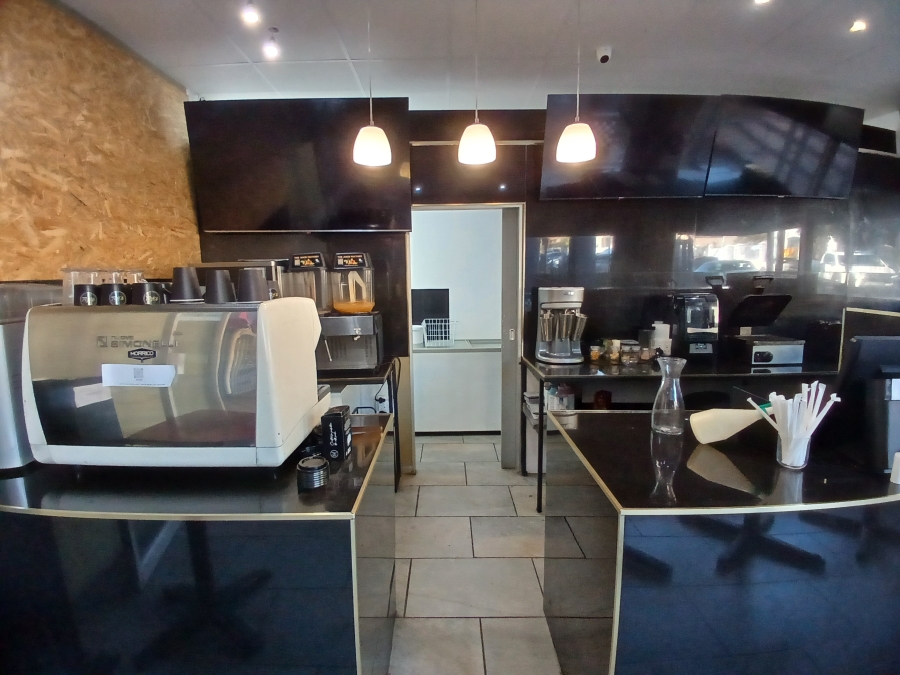 To Let Commercial Property for Rent in Glenwood KwaZulu-Natal
