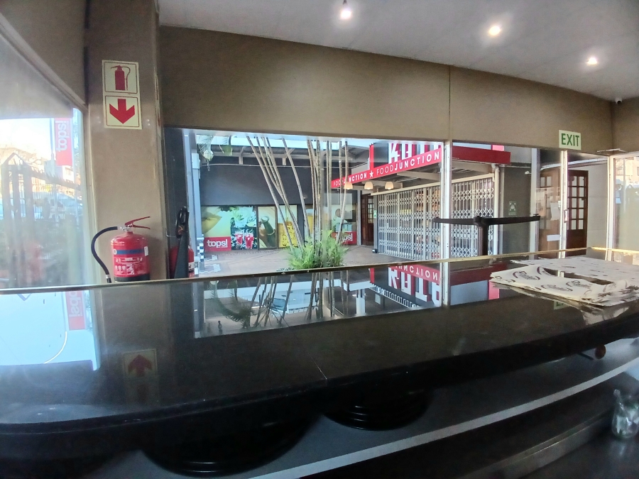 To Let Commercial Property for Rent in Glenwood KwaZulu-Natal