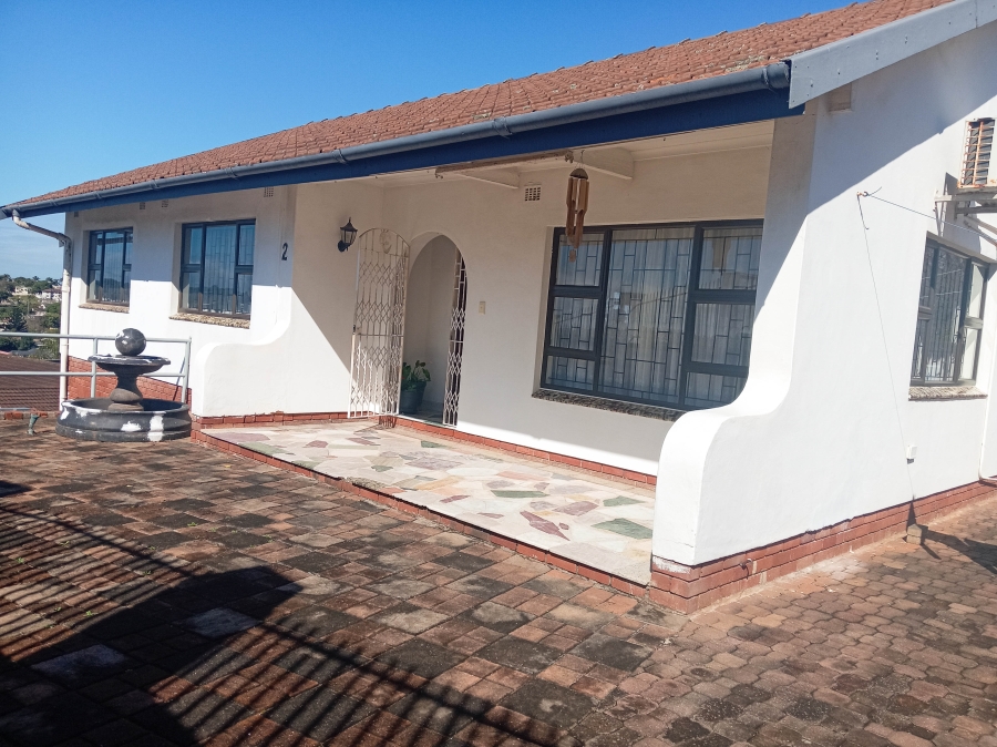5 Bedroom Property for Sale in Avoca KwaZulu-Natal
