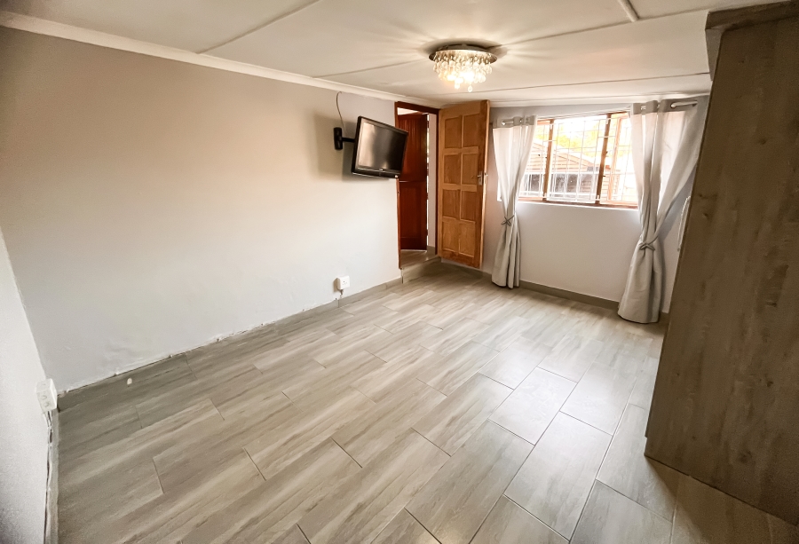 To Let 2 Bedroom Property for Rent in Park Hill KwaZulu-Natal