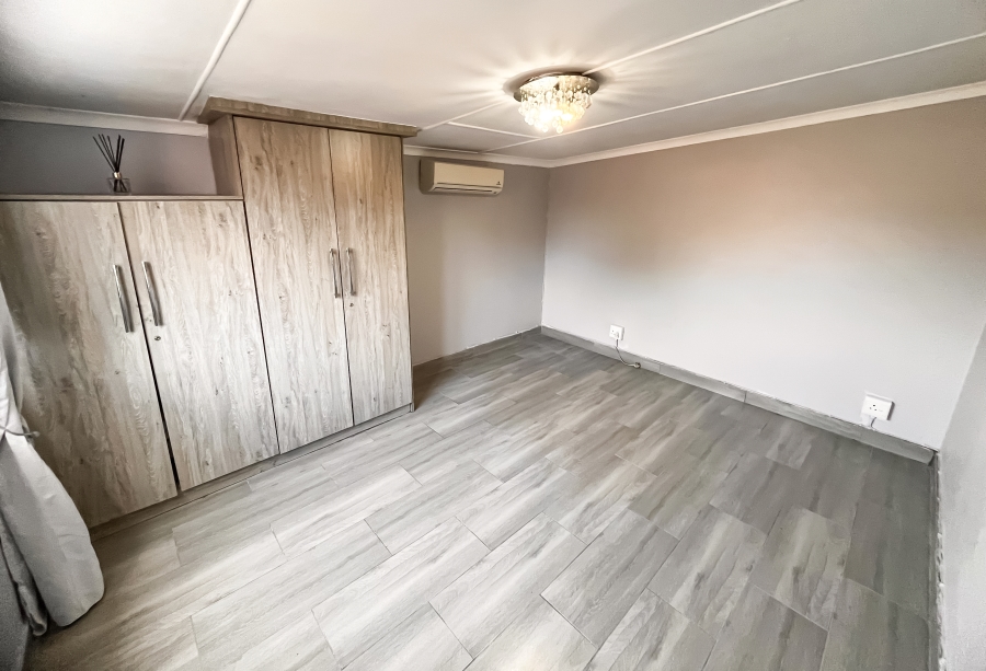 To Let 2 Bedroom Property for Rent in Park Hill KwaZulu-Natal