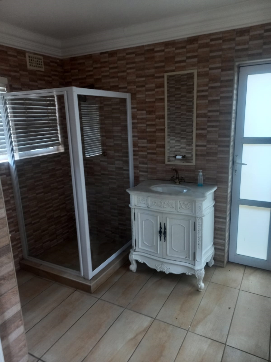 To Let 3 Bedroom Property for Rent in Ocean View KwaZulu-Natal