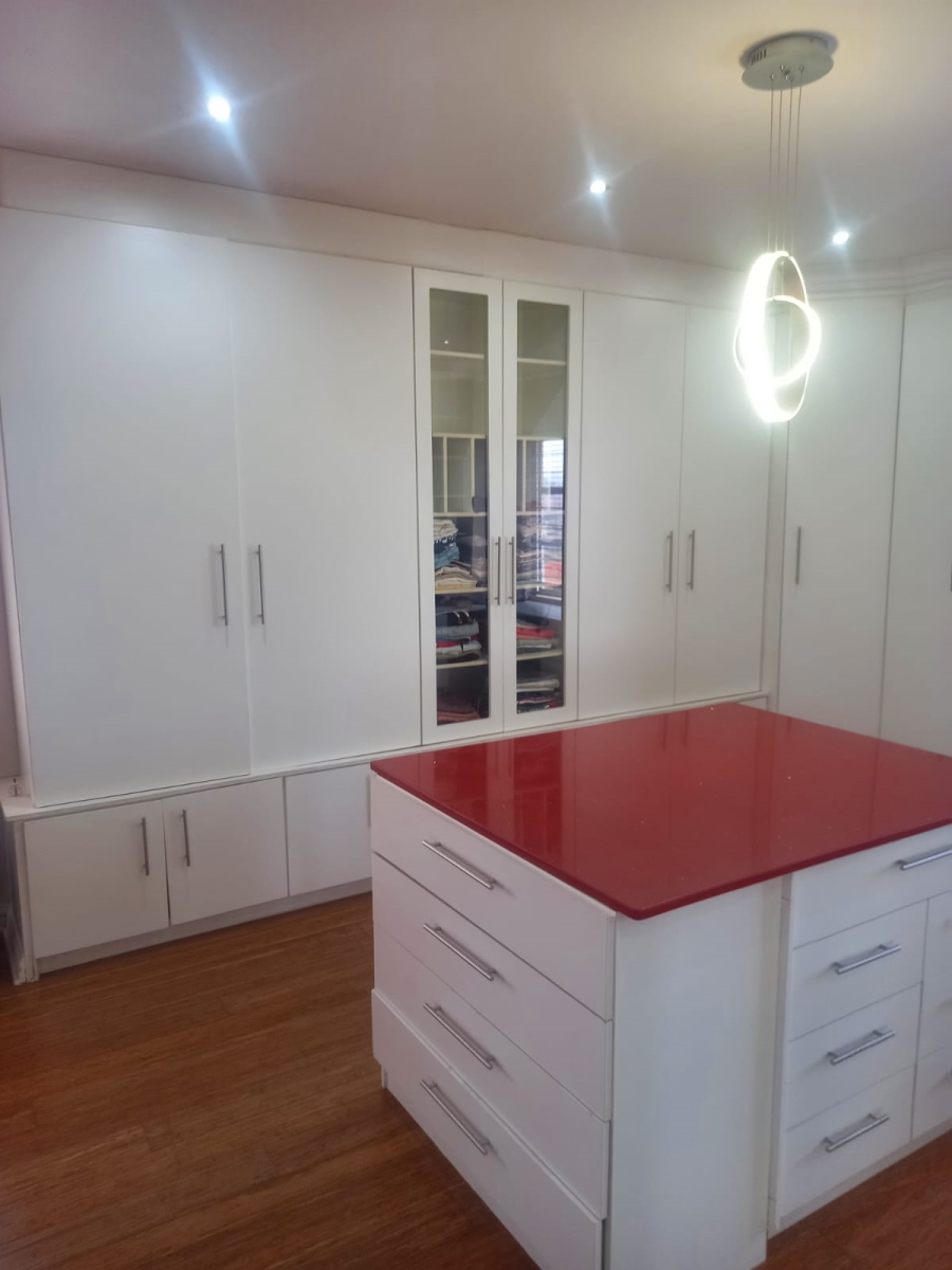 To Let 3 Bedroom Property for Rent in Ocean View KwaZulu-Natal