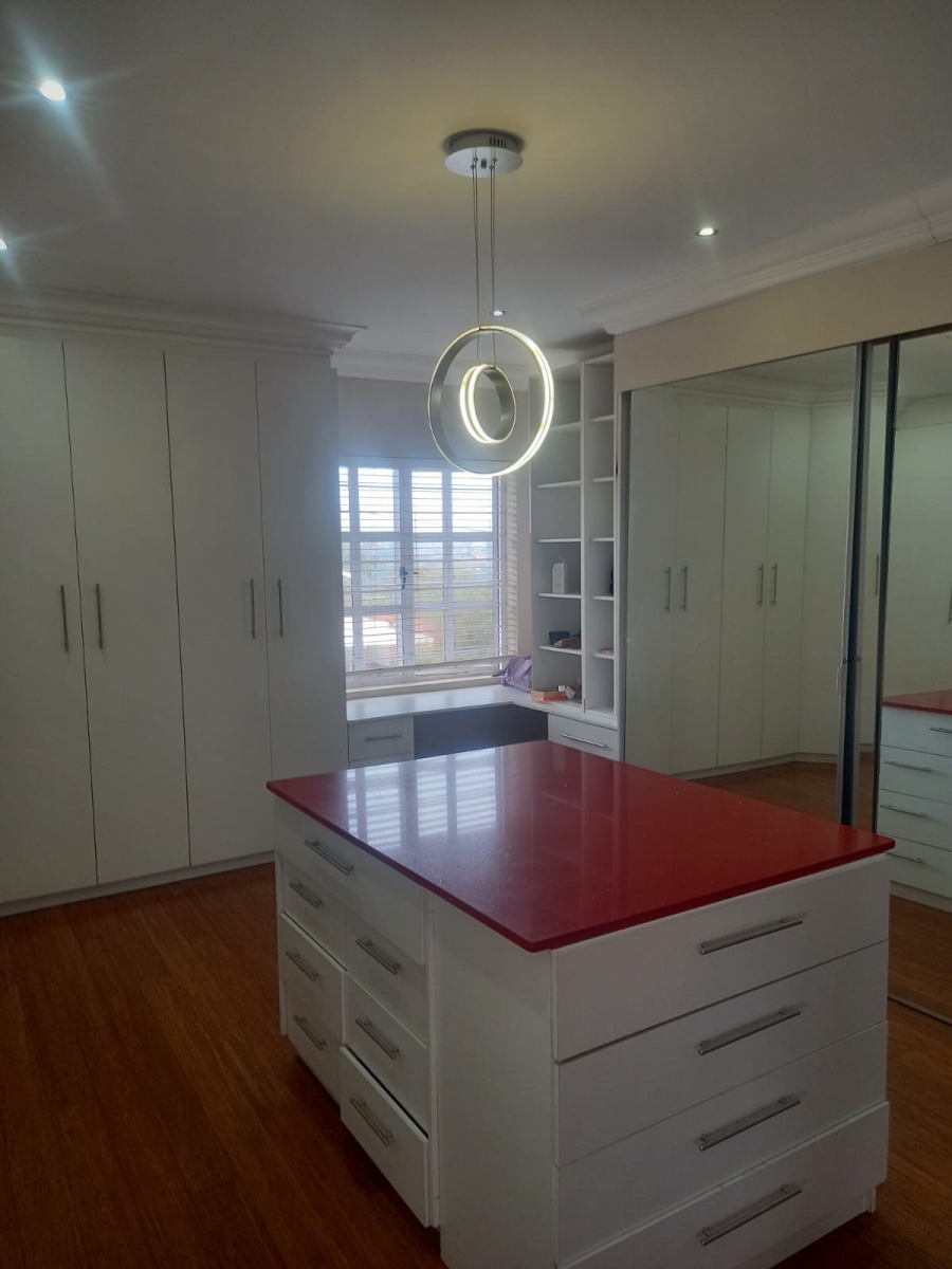 To Let 3 Bedroom Property for Rent in Ocean View KwaZulu-Natal