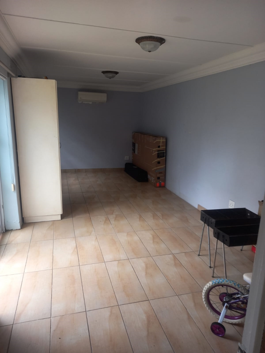 To Let 3 Bedroom Property for Rent in Ocean View KwaZulu-Natal