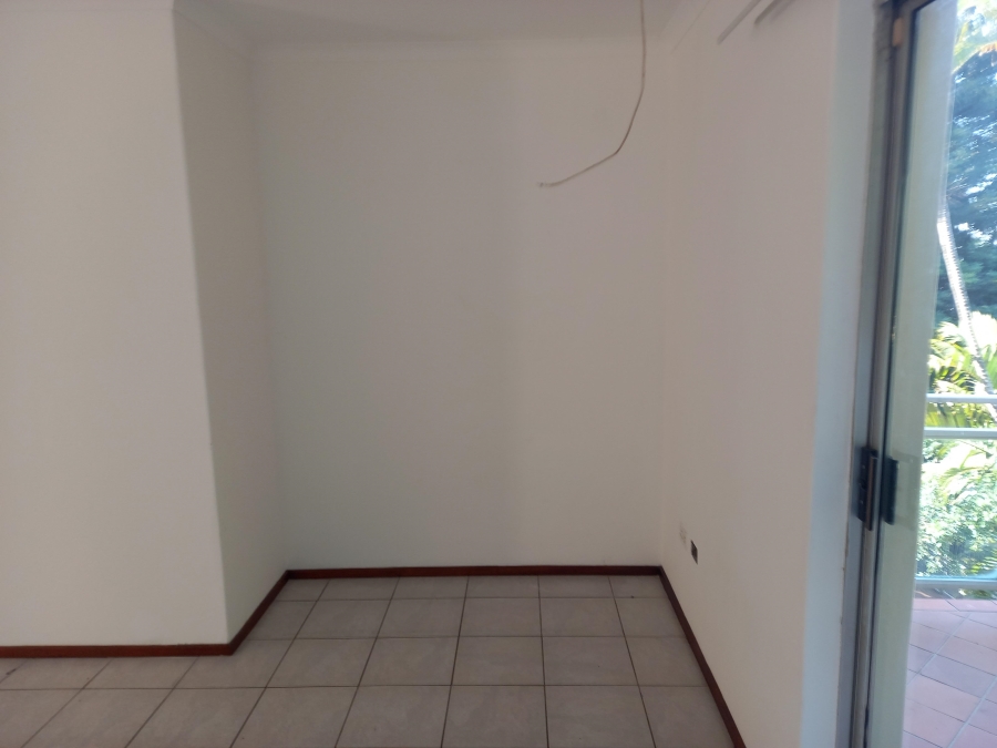 4 Bedroom Property for Sale in Blythedale KwaZulu-Natal