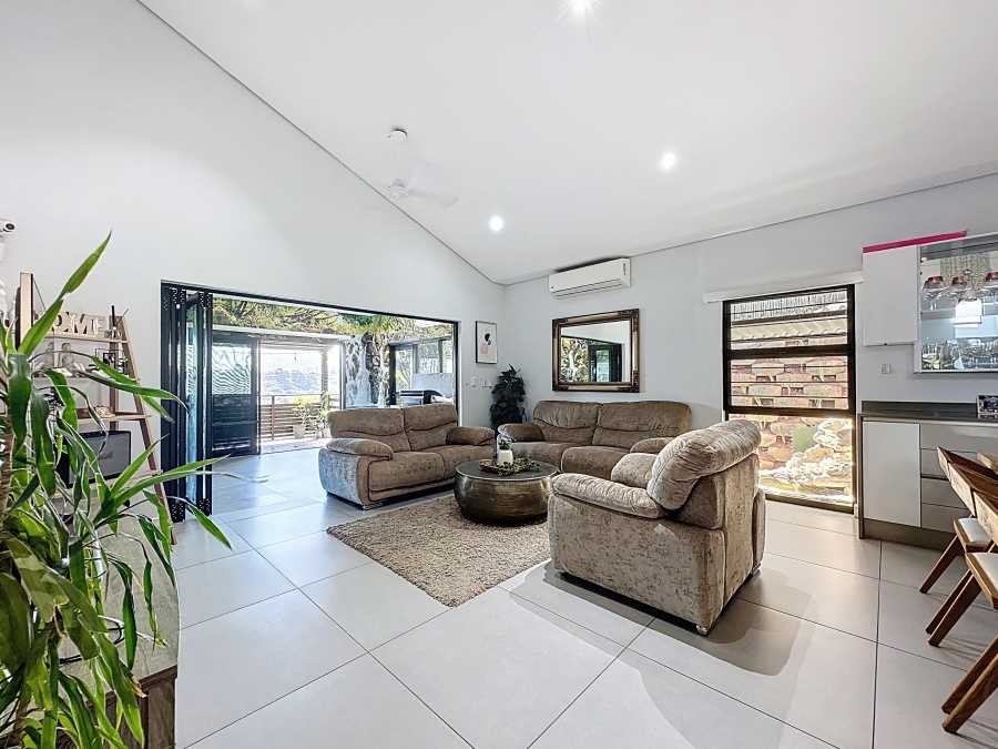 3 Bedroom Property for Sale in Ballitoville KwaZulu-Natal