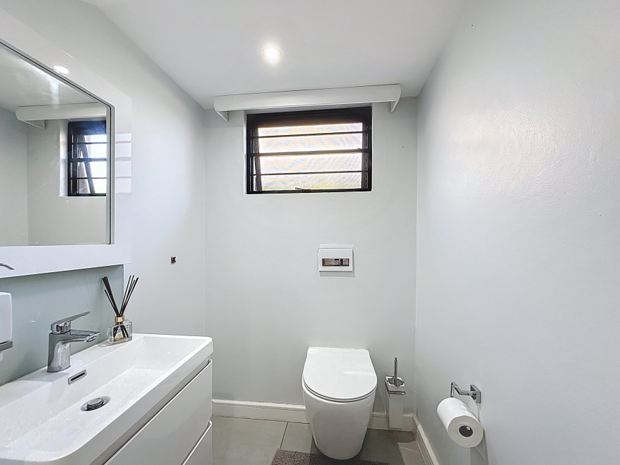 3 Bedroom Property for Sale in Ballitoville KwaZulu-Natal