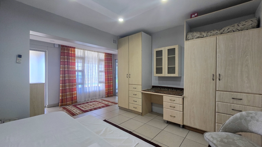 5 Bedroom Property for Sale in Blythedale KwaZulu-Natal