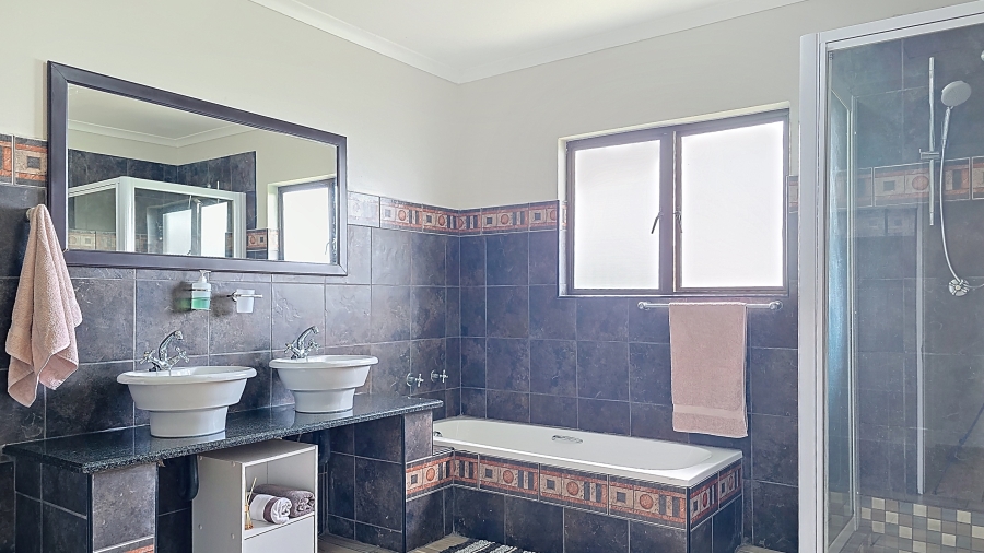 3 Bedroom Property for Sale in Ballito Central KwaZulu-Natal