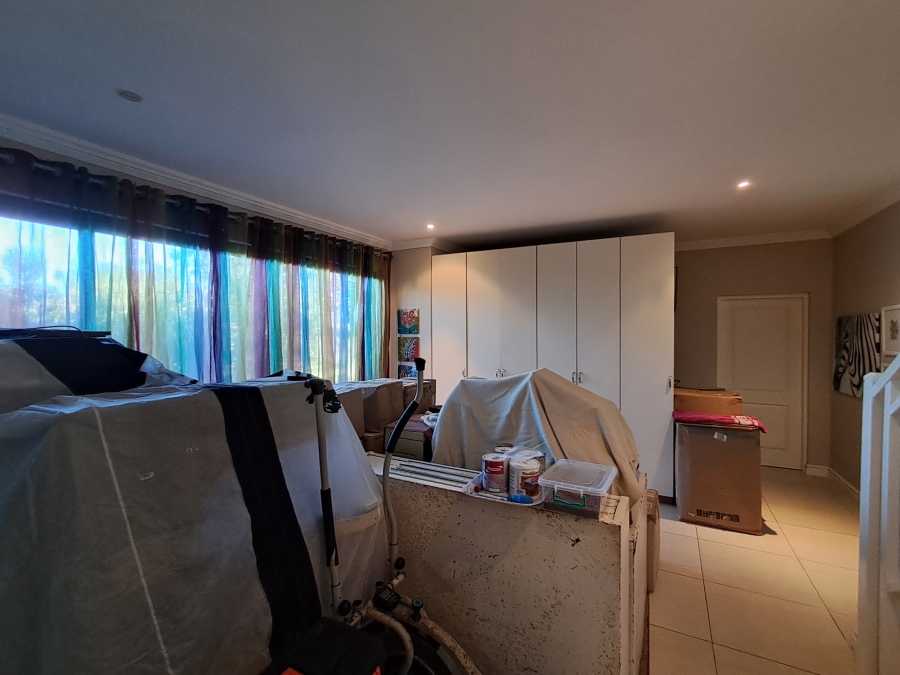 6 Bedroom Property for Sale in Sovereign Sands KwaZulu-Natal