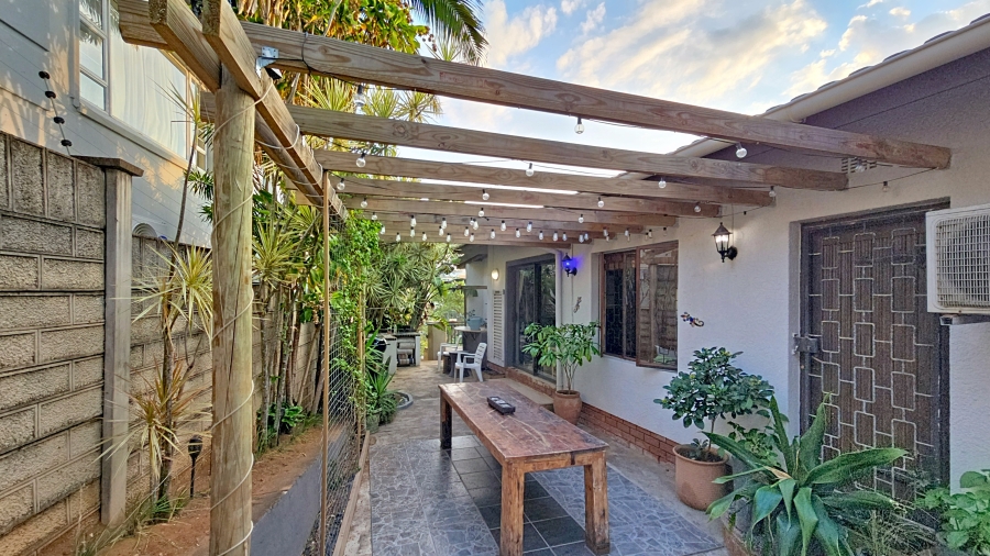 4 Bedroom Property for Sale in Sheffield Beach KwaZulu-Natal