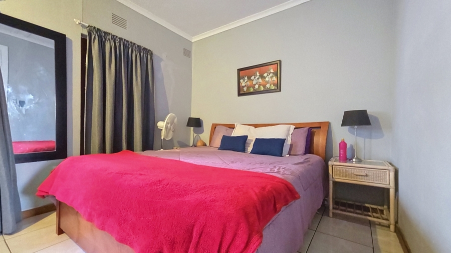 4 Bedroom Property for Sale in Sheffield Beach KwaZulu-Natal