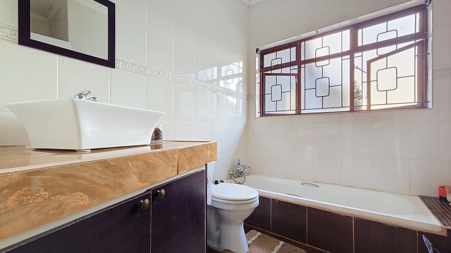 4 Bedroom Property for Sale in Sheffield Beach KwaZulu-Natal