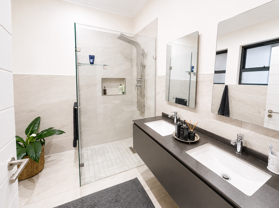 2 Bedroom Property for Sale in Mount Richmore Village Estate KwaZulu-Natal