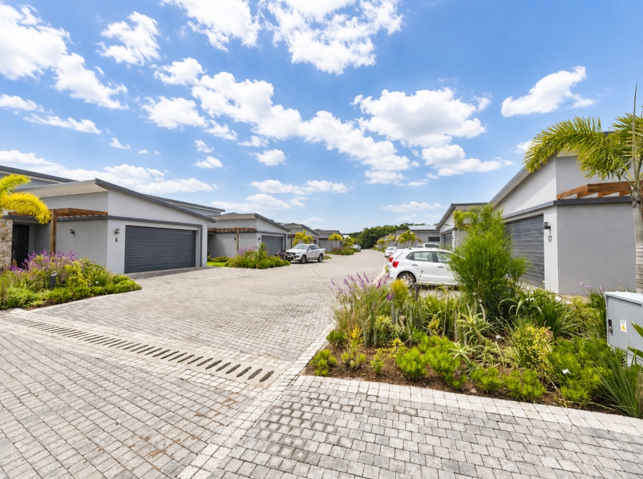 2 Bedroom Property for Sale in Mount Richmore Village Estate KwaZulu-Natal
