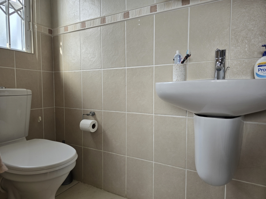 3 Bedroom Property for Sale in Sheffield Beach KwaZulu-Natal