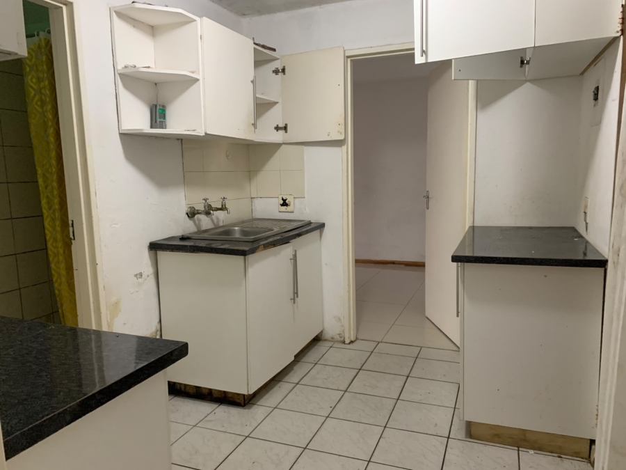 1 Bedroom Property for Sale in Scottsville KwaZulu-Natal