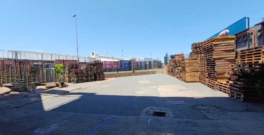 To Let Commercial Property for Rent in Rossburgh KwaZulu-Natal